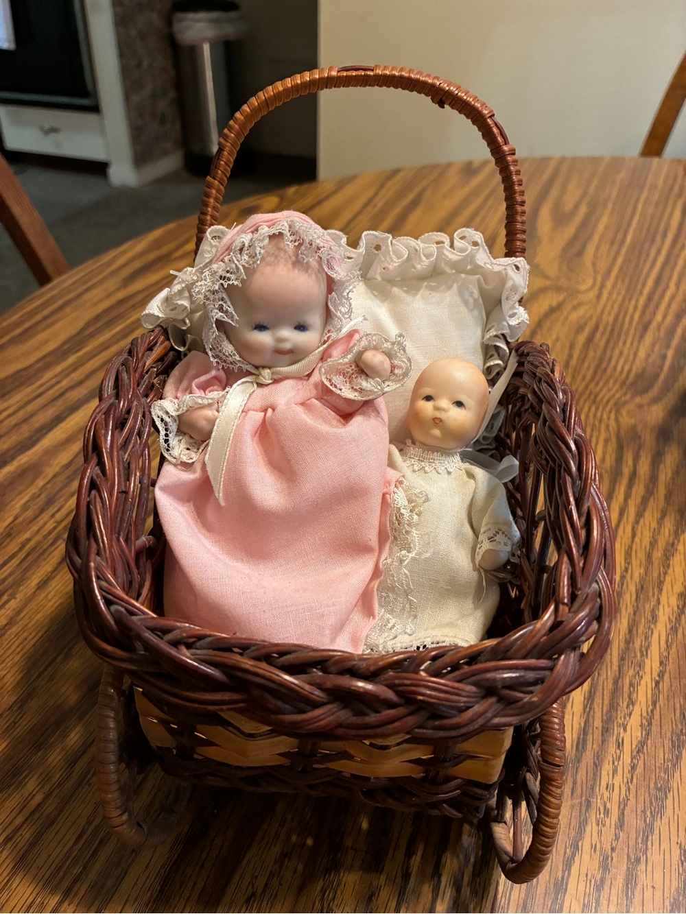 Antique like Wicker Basket with Pink & Cream Baby Doll Set1980-2000